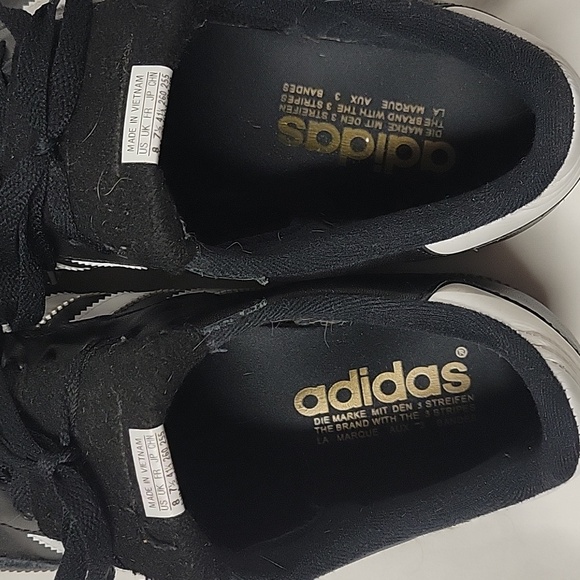 Adidas Samba Black and White Shoes - Picture 5 of 5